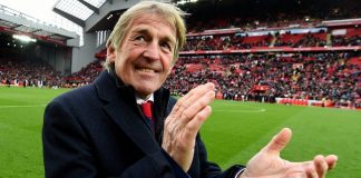 Legjenda e Liverpoolit fiton betejën me Covid-19, largohet nga spitali