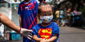 OBSH: Po studiojmë lidhjen mes një sëmundje të rrallë inflamatore dhe Covid-19 te fëmijët