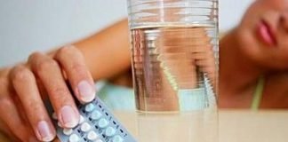 Mos pini ilaçe me barkun bosh! Ja çfarë i ndodh trupit tuaj nëse e bëni diçka të tillë