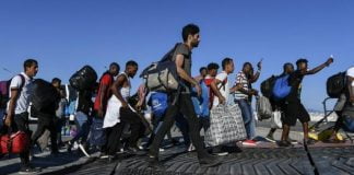 Situatë alarmante në kampin e refugjatëve në Greqi/ 150 të infektuar, dje rezultoi pozitive një grua shtatzënë