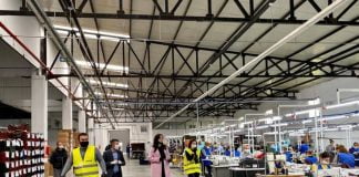 COVID-19, ISHSH: Zero tolerancë për fasoneritë, në 11 subjekte është pezulluar aktiviteti