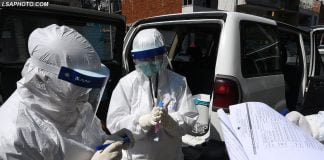 Rezultojnë pozitivë me COVID-19 tre punonjës të një fasonerie në Kamëz