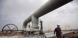 Çmimi i naftës vazhdon rënien