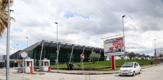 Hapja e fluturimeve me pikatore, prenotime për ata që duan të udhëtojnë për në Itali