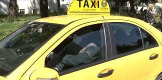 Taksistët i rikthehen punës: Mbi një muaj e gjysmë pushim, jemi të hutuar