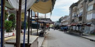 Vlorë/ Mbyllet tregu i fruta-perimeve në ish-fabrikën e orizit, rrezik për situatën aktuale