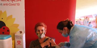 Brataj: Personeli mjekësor që nuk vaksinohet nuk duhet të hyjë në spital