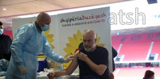 Rama merr dozën e tretë të vaksinës anti-COVID: Domosdoshmëri nga shqetësimi për Omicron