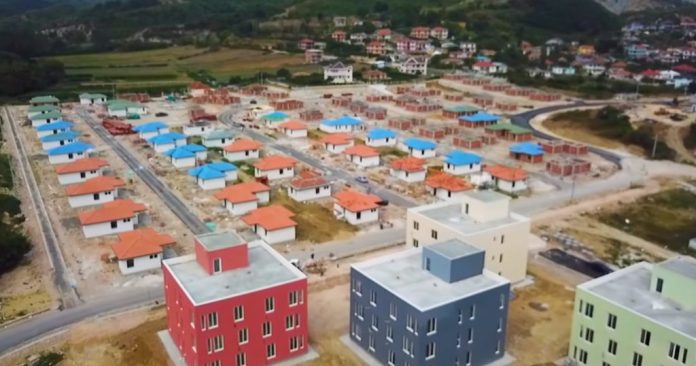 846C8FA4-9CBF-42DD-AD2E-FA144DA28955