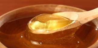 Zbuloni çfarë i ndodh organizmit nëse konsumoni 1 lugë mjaltë herët në mëngjes