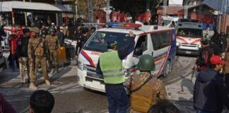 Shpërthim në xhami, dhjetëra të vdekur e të plagosur në Pakistan!