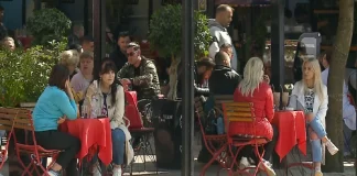 Mungesat e punëtorëve/ Pakësohen punonjësit në bare e restorante, rriten çmimet