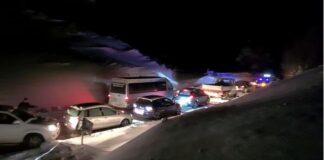 Dëbora në Rrugën e Arbrit, 200 mjete të bllokuara