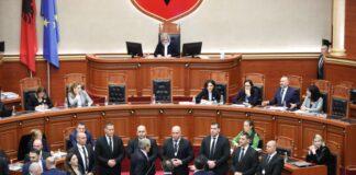 PD kërkon shkarkimin e Nikollës, dorëzohet në Kuvend shkresa me 28 firma