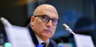 Gjykata italiane vonon ekstradimin e ligjvënësit të BE-së të akuzuar për korrupsion