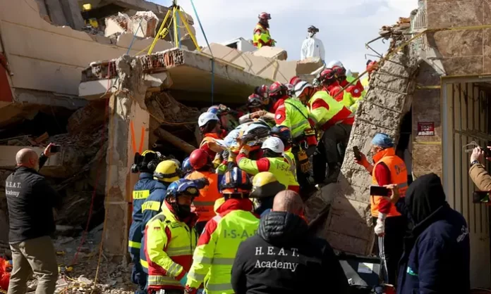 18D894E8-FEDB-48DF-841C-71FCD39C2349