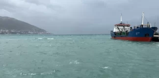 Moti i keq/ Ndalohet dhënia e lejes për mjetet e vogla lundruese dhe anijet e peshkimit në Vlorë