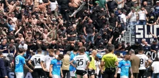 “Ka vdekur Maradona”, thirrjet e turpshme të tifozëve të Spezias ndaj Napolit