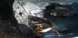 Elbasan, digjet gjatë natës makina