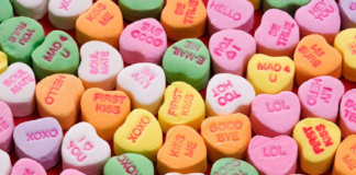 Dhurata të bukura dhe të zgjuara për të dashurit tuaj këtë Shën Valentin