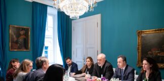 Rama në Mynih, takim me kryeministrin e Greqisë, Mitsotakis