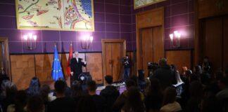 Rama: Për pak javë, paga minimale shkon 40 mijë lekë