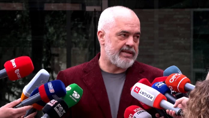 1C20FE4D-588F-45E5-8E46-F516377078B3