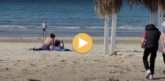 Plazh në Durrës/ Ngrohja e motit tërheq dhjetëra qytetarë në bregdet