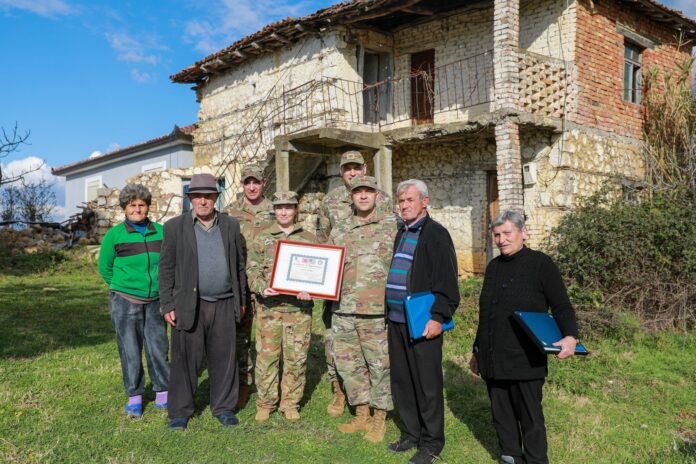 66CCFAA4-BA2E-4911-B2FB-F63BDD3A7967