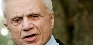 Aktori Robert Blake, karriera e së cilit u la në hije pas dënimit për vrasje, vdes në moshën 89-vjeçare