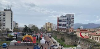 MAKINAT HISTORIKE NË ELBASAN (Video)