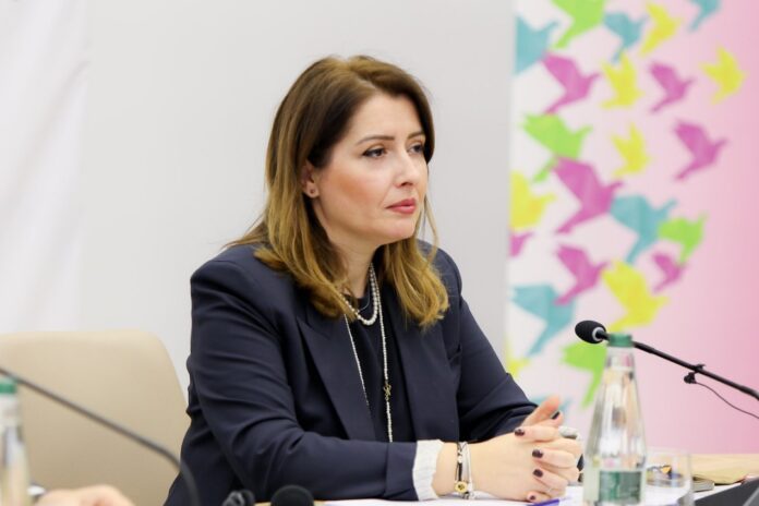 Ministrja-e-Shendetesise-dhe-Mbrojtjes-Sociale-Ogerta-Manastirliu