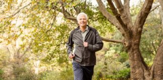 Jetëgjatësia: Shtatë gjëra që mund të bëjmë çdo natë për t’u plakur mirë