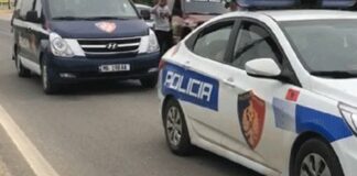 Sherr mes të rinjve, plagoset me biçak 15-vjeçari