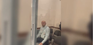 Vrau tri gra! Dan Hutra i qetë gjatë seancës gjyqësore, nuk shfaq asnjë shenjë pendese