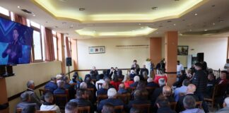 Gjiknuri dhe Llatja takim me banorët e Rajonit 6: “Të mos lejojmë bunkerizimin e Elbasanit