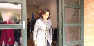 Zgjedhjet e 14 majit/ Ambasadoret Kim dhe Hohmann takim me komisionerin Celibashi