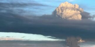 Zjarr i madh në depon e karburantit në Krime pas sulmeve me dron