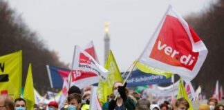 GJERMANI – Greva masive pritet të paralizojë aeroportin e Berlinit të hënën