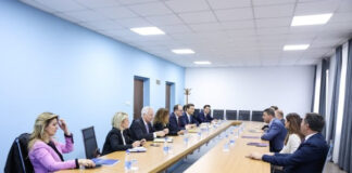 Krasniqi-amerikanëve: Do të angazhohemi për hartimin e strategjive të mirëfillta politike