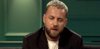 “Shumë pak njerëz më kanë mbështetur”/ Këngëtari tregon për personin që e ka ndihmuar në momentet më të vështira