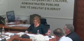 Komisioni i Ligjeve kalon në Kuvend ligjin për rritjen e pagave të administratës