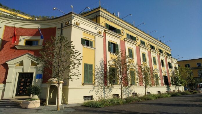 Tirana_-_Bashkia_e_Tiranës_2018-1