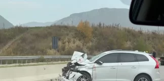 Përgjaket e marta, aksident i rëndë në aksin Tiranë-Elbasan, humb jetën një person