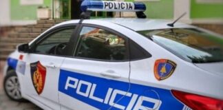 Mashtronte përmes një poste duke përvetësuar shuma të konsiderueshme parash, arrestohet pronarja