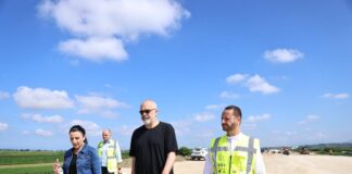 Rama inspekton kantierin e rrugës Thumanë-Kashar, realizohen 40% e punimeve