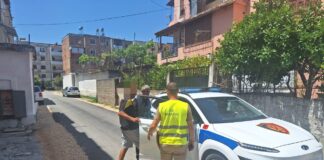 Lidhje e paligjshme e furnizimit me ujë. 3 persona në Elbasan shoqërohen në komisariat