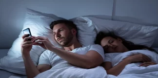 Kush e falin tradhtinë më lehtë burrat apo gratë?