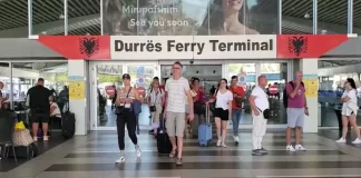 Fluks udhëtarësh në Portin e Durrësit, mbi 2 mijë qytetarë mbërritën vetëm paraditen e sotme