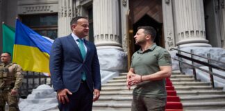Kryeministri irlandez vizitë të paparalajmëruar në Kiev: Krah Ukrainës për aq kohë sa duhet!